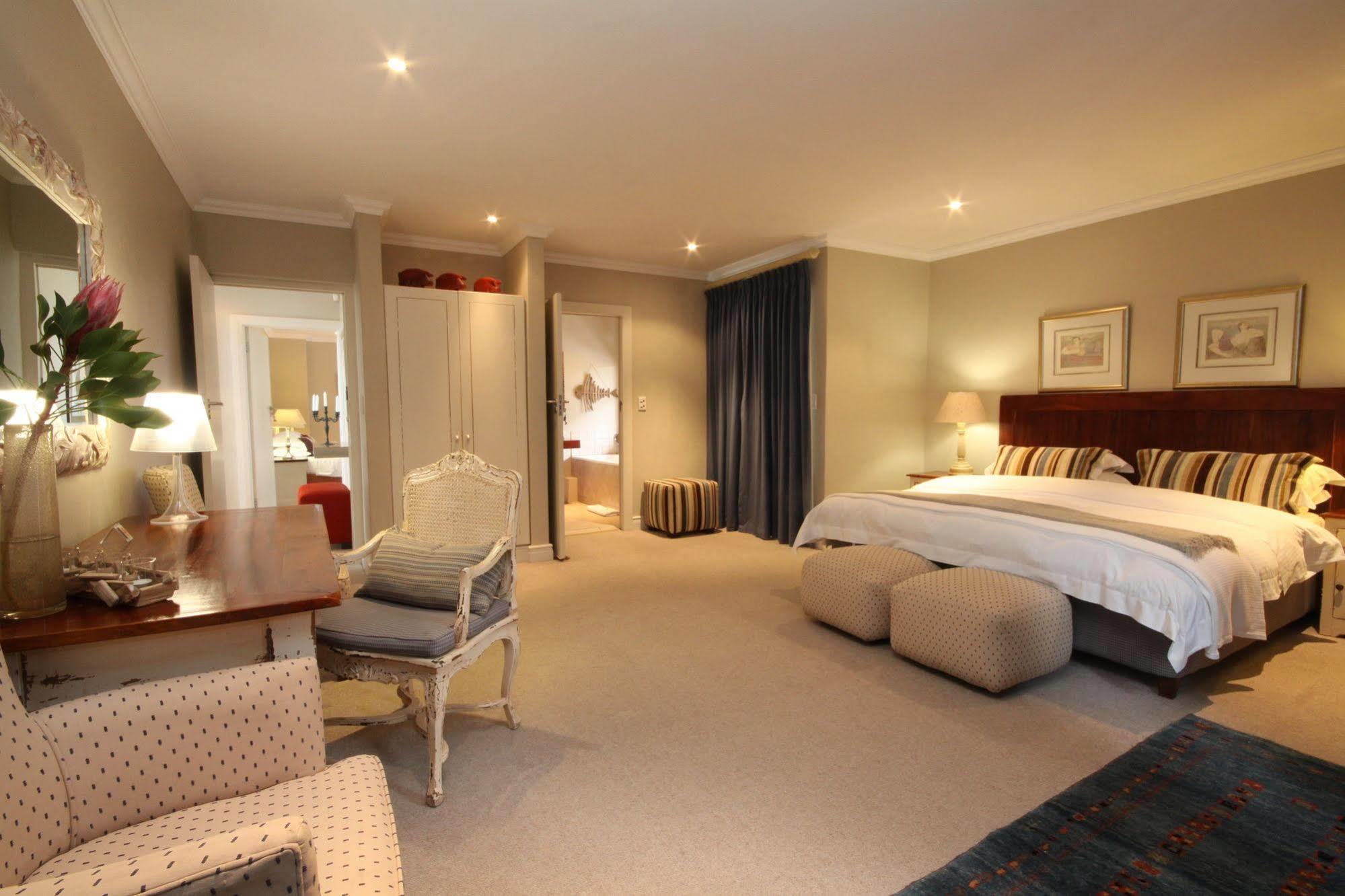 Lavender Manor Guest Lodge Hermanus Ngoại thất bức ảnh