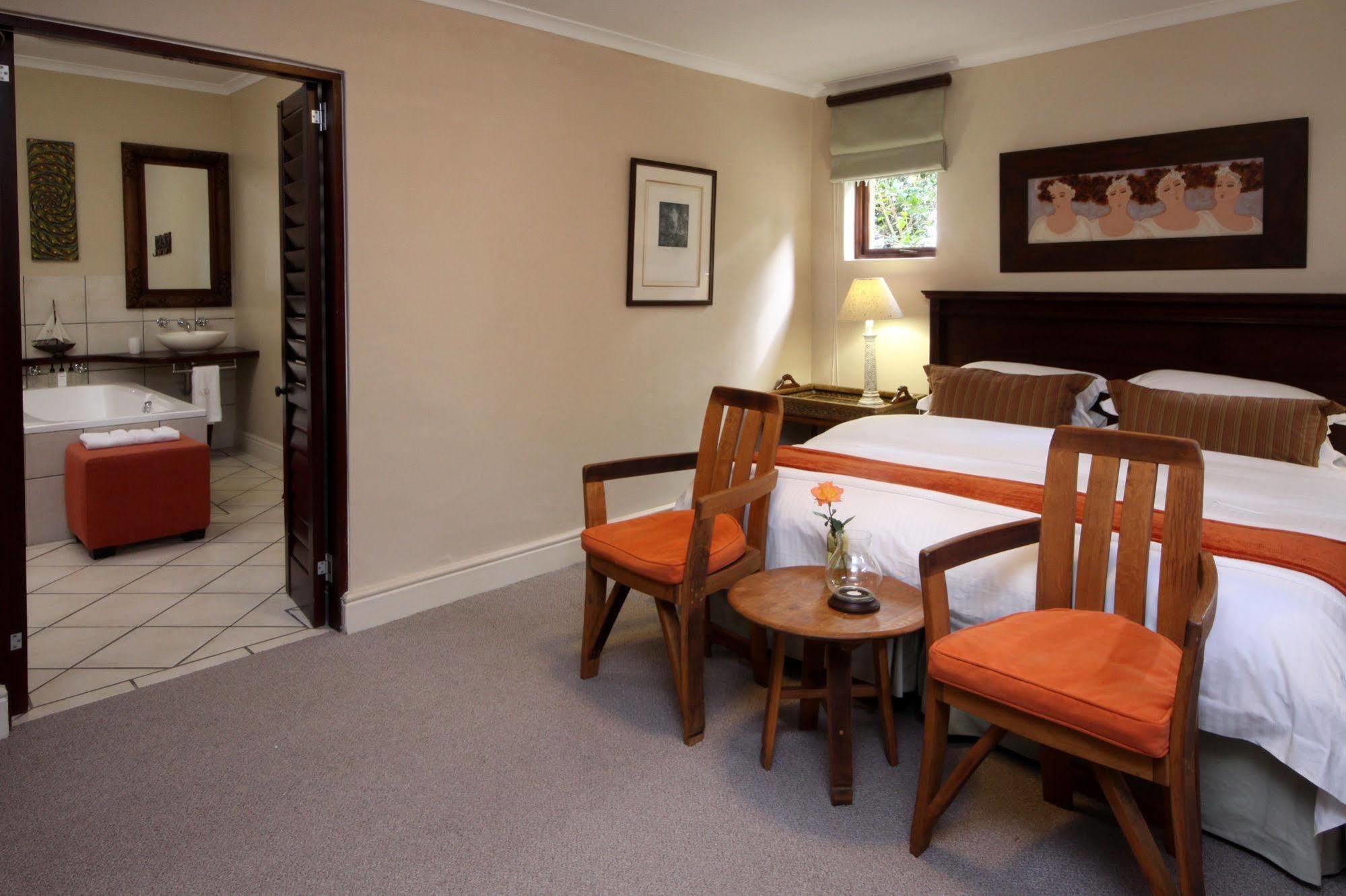 Lavender Manor Guest Lodge Hermanus Ngoại thất bức ảnh