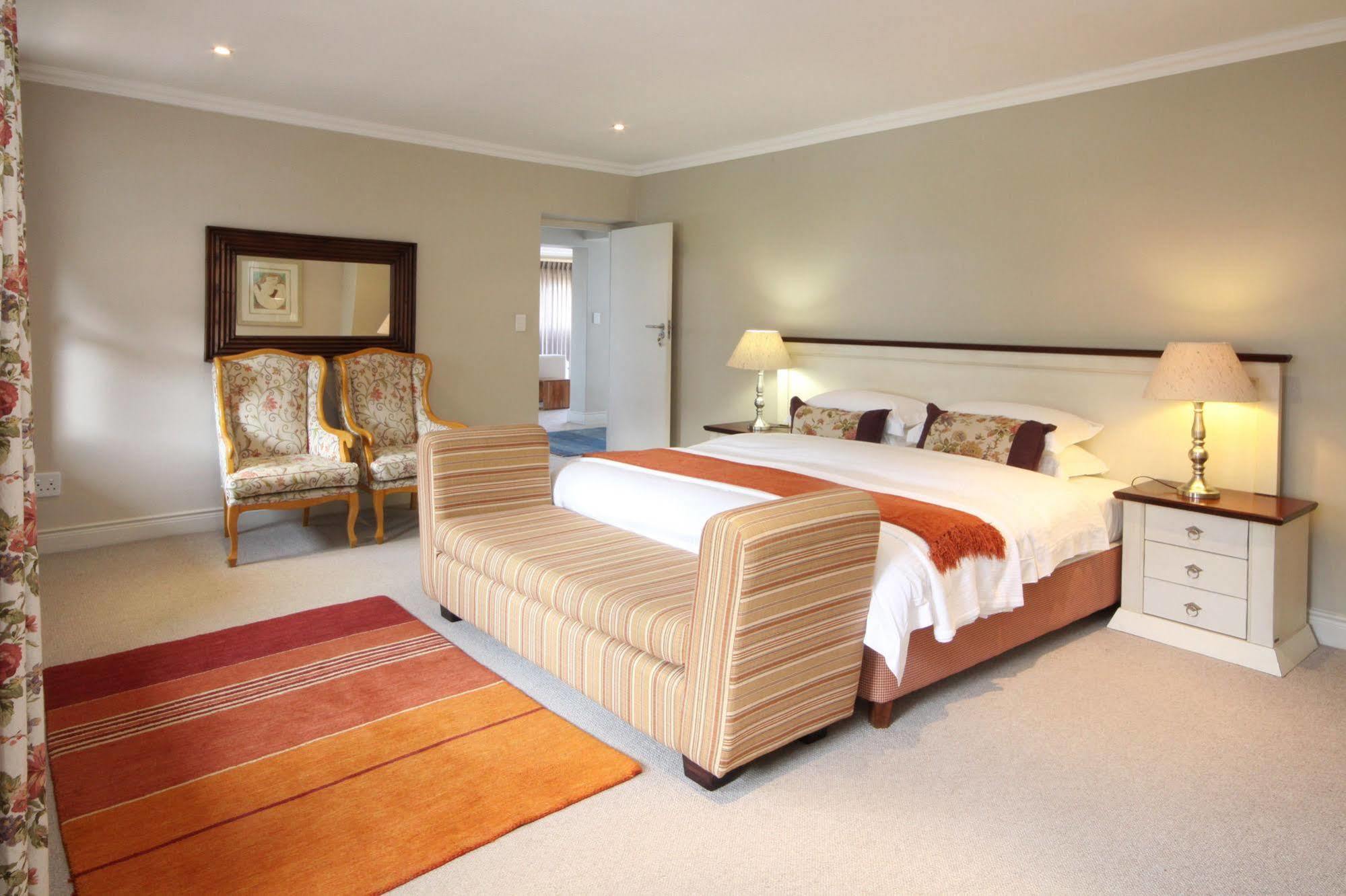 Lavender Manor Guest Lodge Hermanus Ngoại thất bức ảnh
